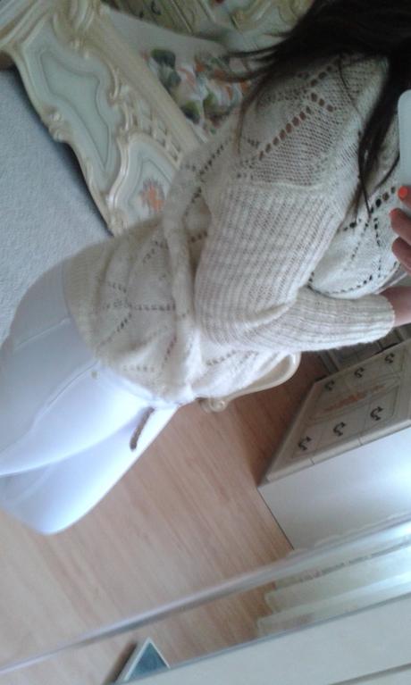 Béžový svetrik h&m, s