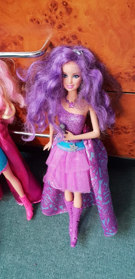 Barbie spevačky,