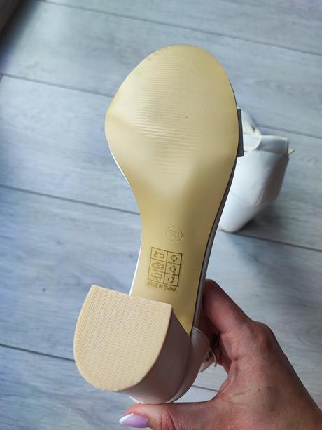 Biele letné sandále, 39