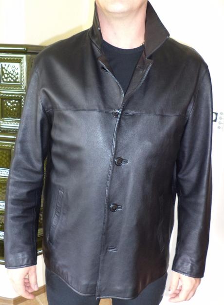 Kožená bunda, 56