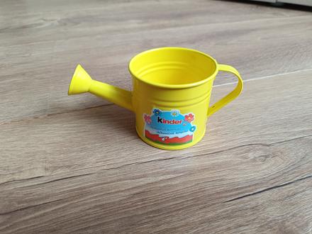 Zlta krhlicka kinder, 