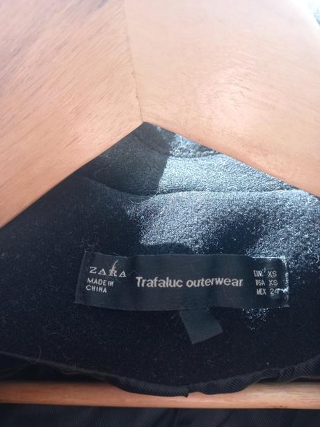 Krasny nadcasovy vlneny kabat, zara,s