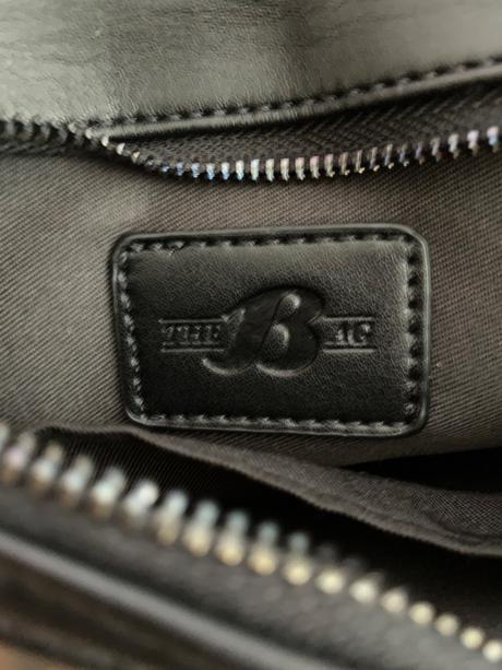 Crossbody kabelka bata ako nova, baťa