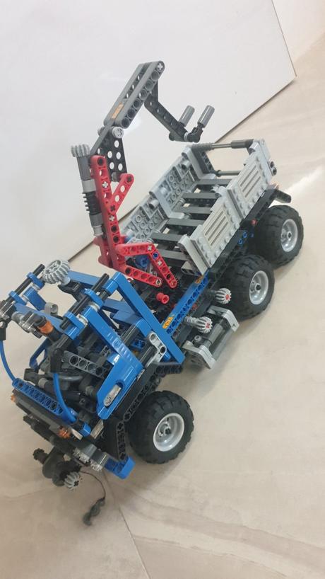 Skladačka - na chlp ako lego terénny náklaďák 8273,