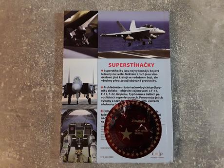 Superstihačky dvd knižka,