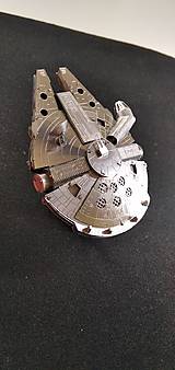 Millennium falcon, 