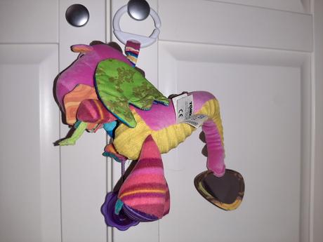 Dráčik na kočík, autosedačku tomy, lamaze, 