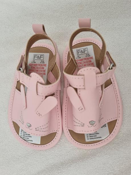 Sandalky cápačky, f&f,<17