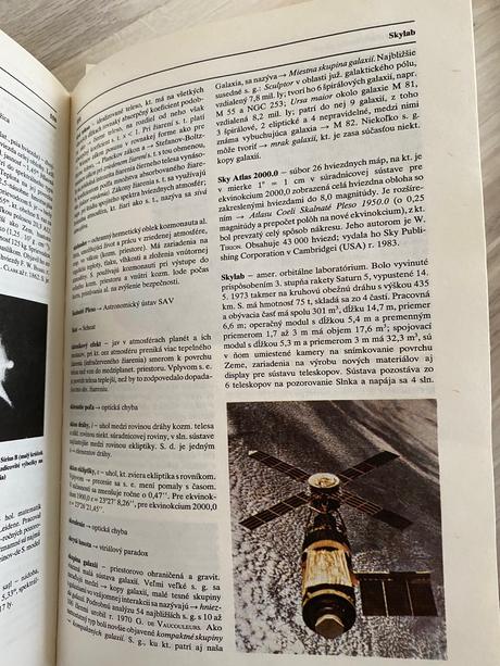 Veľká stará retro encyklopédia astronómie 1987,