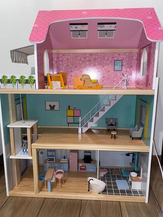 Domček pre bábiky, 