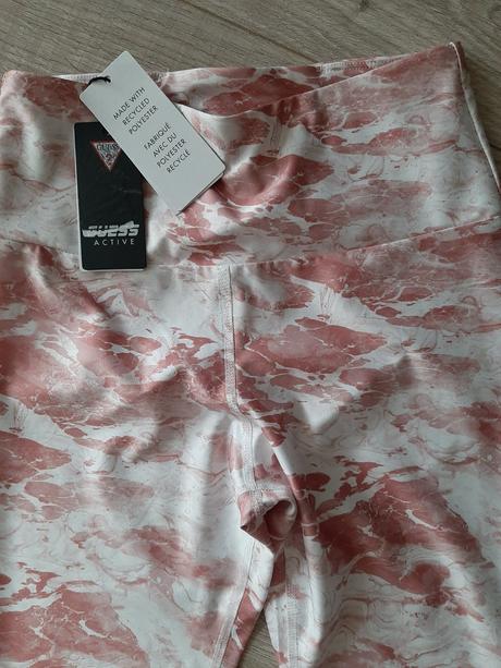 Leginy guess, guess,xs