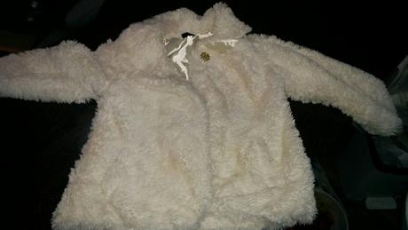 Kožušinka so zlatým gombíkom, f&f,116