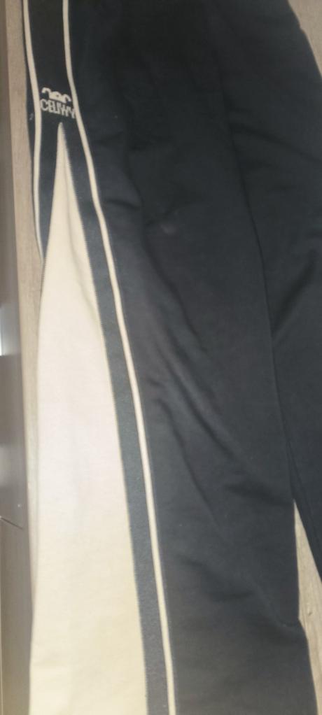 Nohavice z teplákoviny, 152