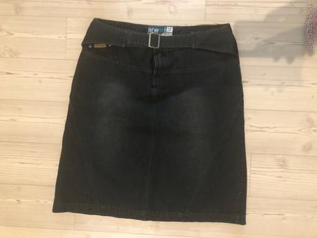 Riflova sukna velmi pekna, 42