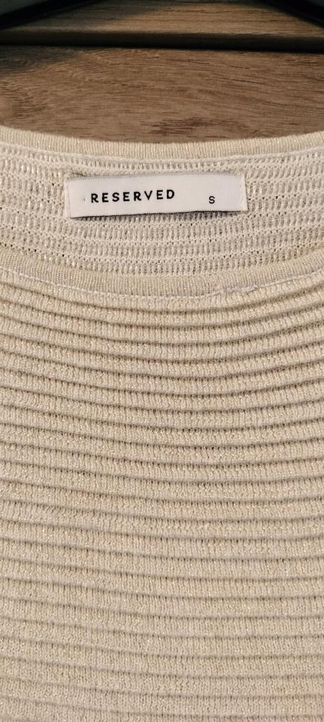Top/ svetrík champan zlatá, reserved,s