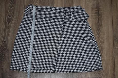 Krásna sukňa veľkosť- m, m