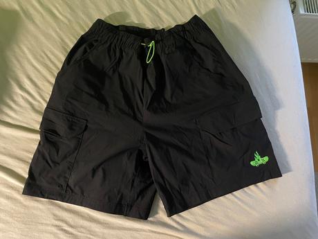 Sustakove kratasy, 34