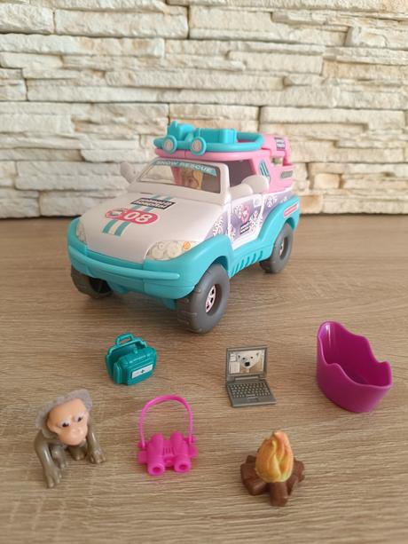 Snehová záchranka-helikoptéra, terénne auto, iglu,