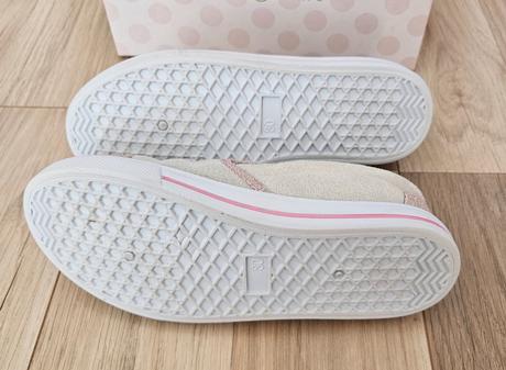 Papučky, cupcake,30