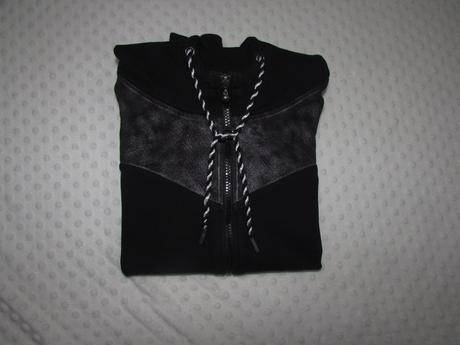 Cropp mikinka č.s, s