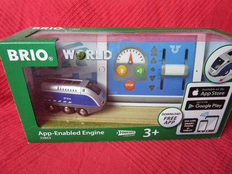 Brio - 33863 - app-enabled engine,