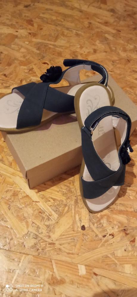 Nenosené sandále, nelli blu,36