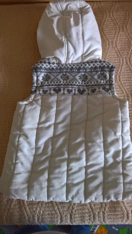 Biela vestička, 122