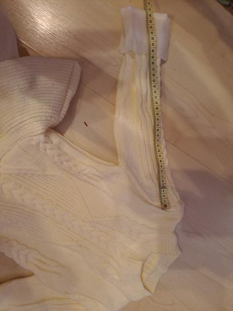 Slávnostné šaty, 122