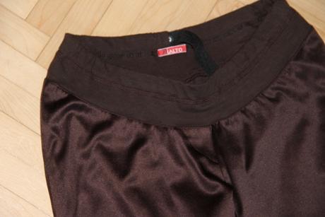 Tehotenské nohavice, 36