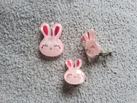 Náušnice klipsy prívesok zajačik ako nové súprava, 