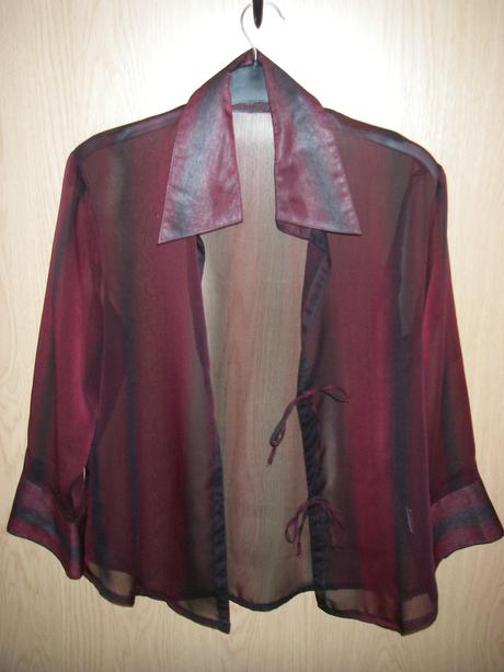 Blúzka s 3/4 rukávom vrátane čierneho topu, quelle,40