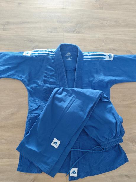 Kimono na judo, 152