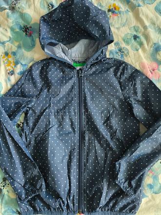 Bundička benetton 8-9r., benetton,134
