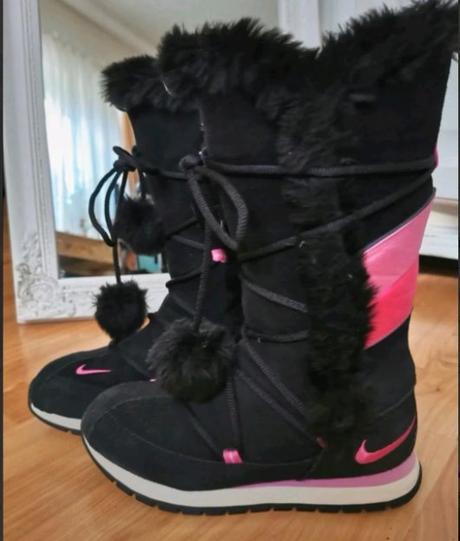 Štýlové semišové čižmičky nike, veľkosť 37,5, nike,37