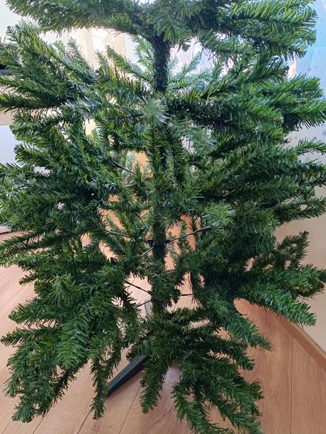 Umely vianocny stromcek kanadsky smrek 180 cm, 