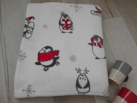 Deka huňatá  tučniaky, kocka  nové, 