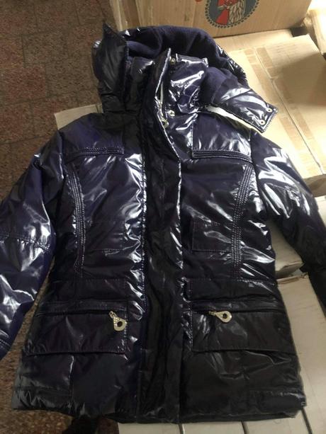 Zimna dievcenska bunda, 104