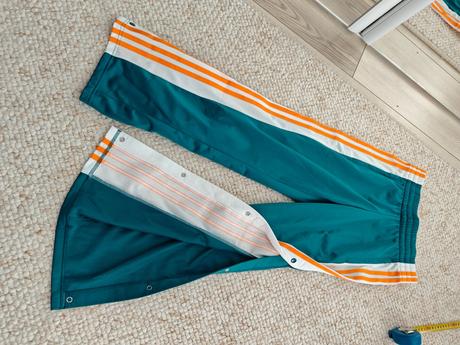 Tepláky, adidas,152