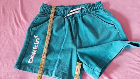 Tyrkysové šortky veľ 140, 140