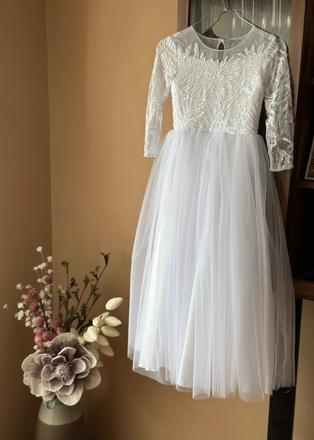 Šaty na prvé sväté prijímanie, 134