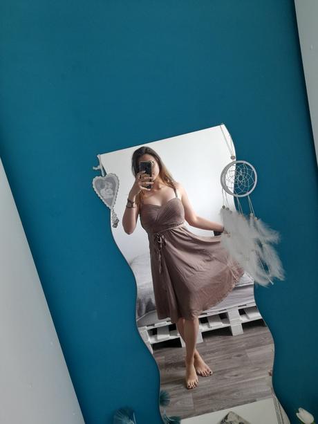 Retro spoločenské šaty na ramienka, s