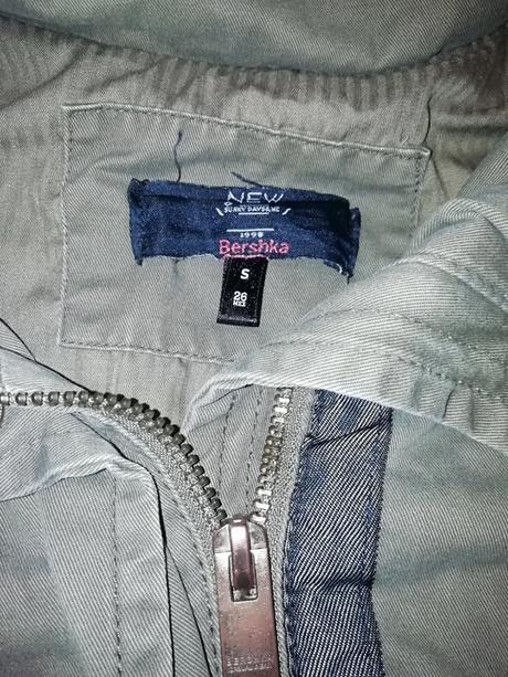 Prechodná bunda, bershka,s