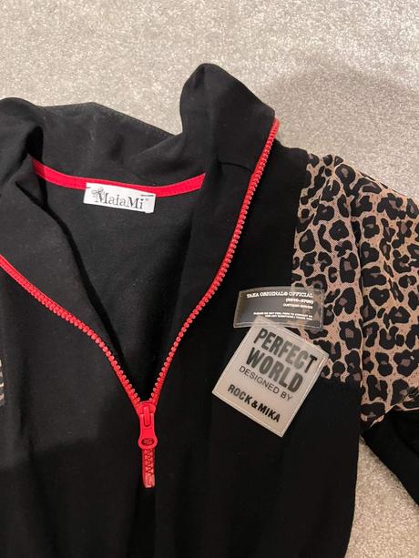 Saty + tasticka, 104