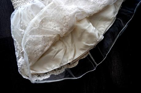 Čipkovaná sukňa, elegantná v. 128-134, 140