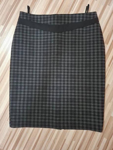 Kockovaná sukňa, l