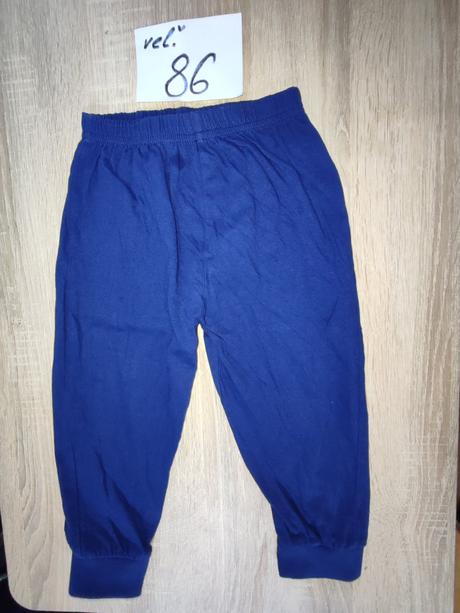 Pyzamove teplaky, 86