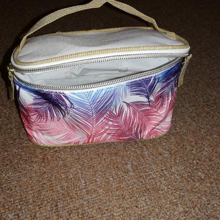 Puzdro na šminky,