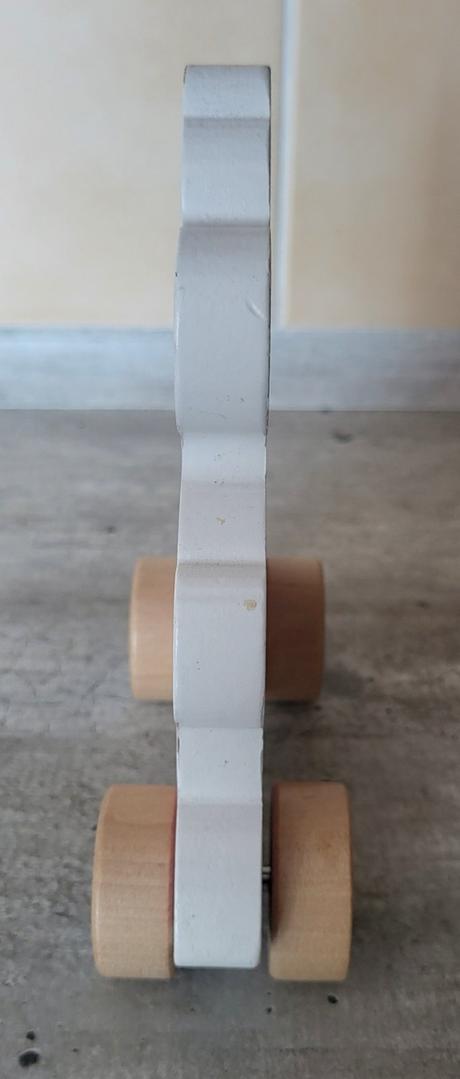 Drevené autíčko minnie, 