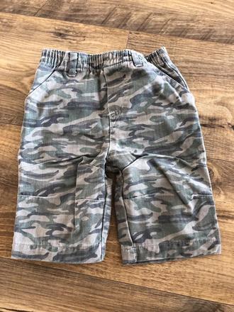 Maskacove šortky, 56