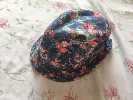 Kvietkovany klobucik, f&f,110